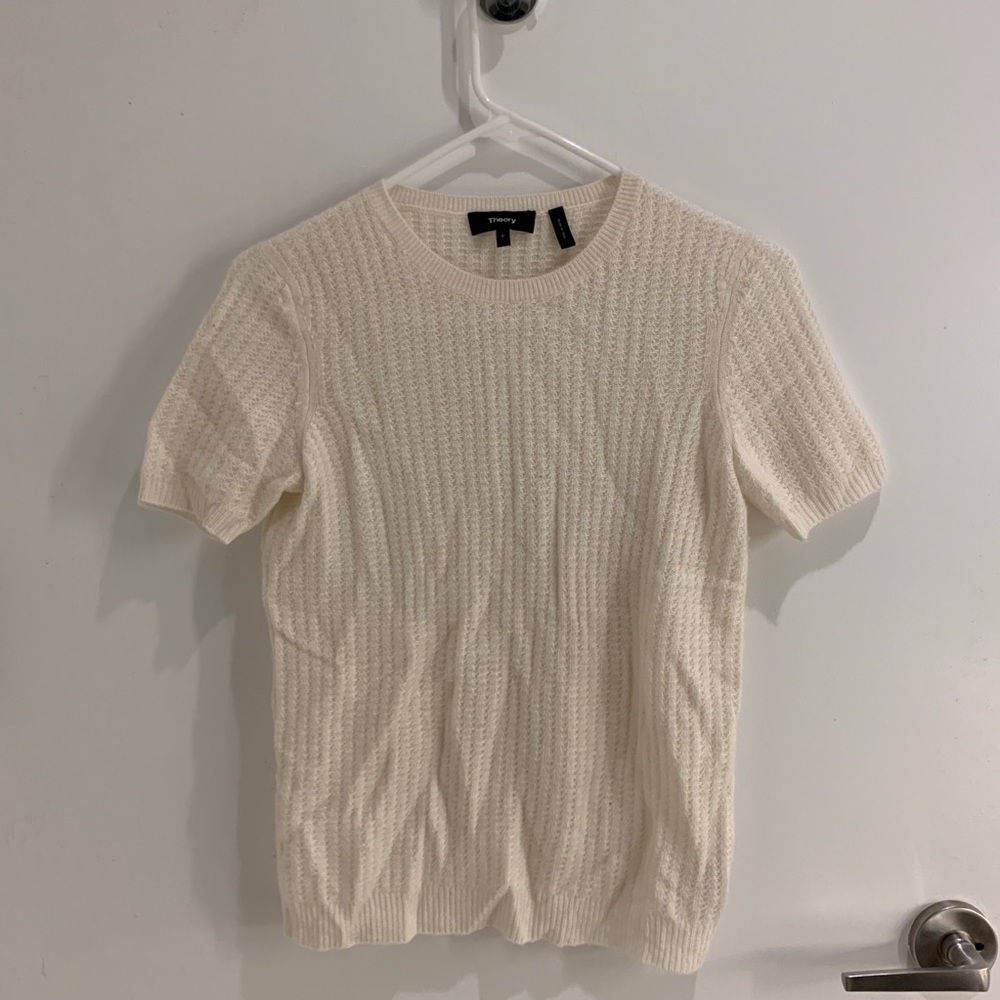 Like new theory cashmere half sleeve top